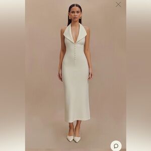 Meshki Elegant Cream Sleeveless Dress